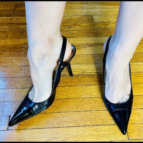 Marc Fisher black Leather sling back shoe size 5 1/2 medium. Vintage - Picture 4 of 9